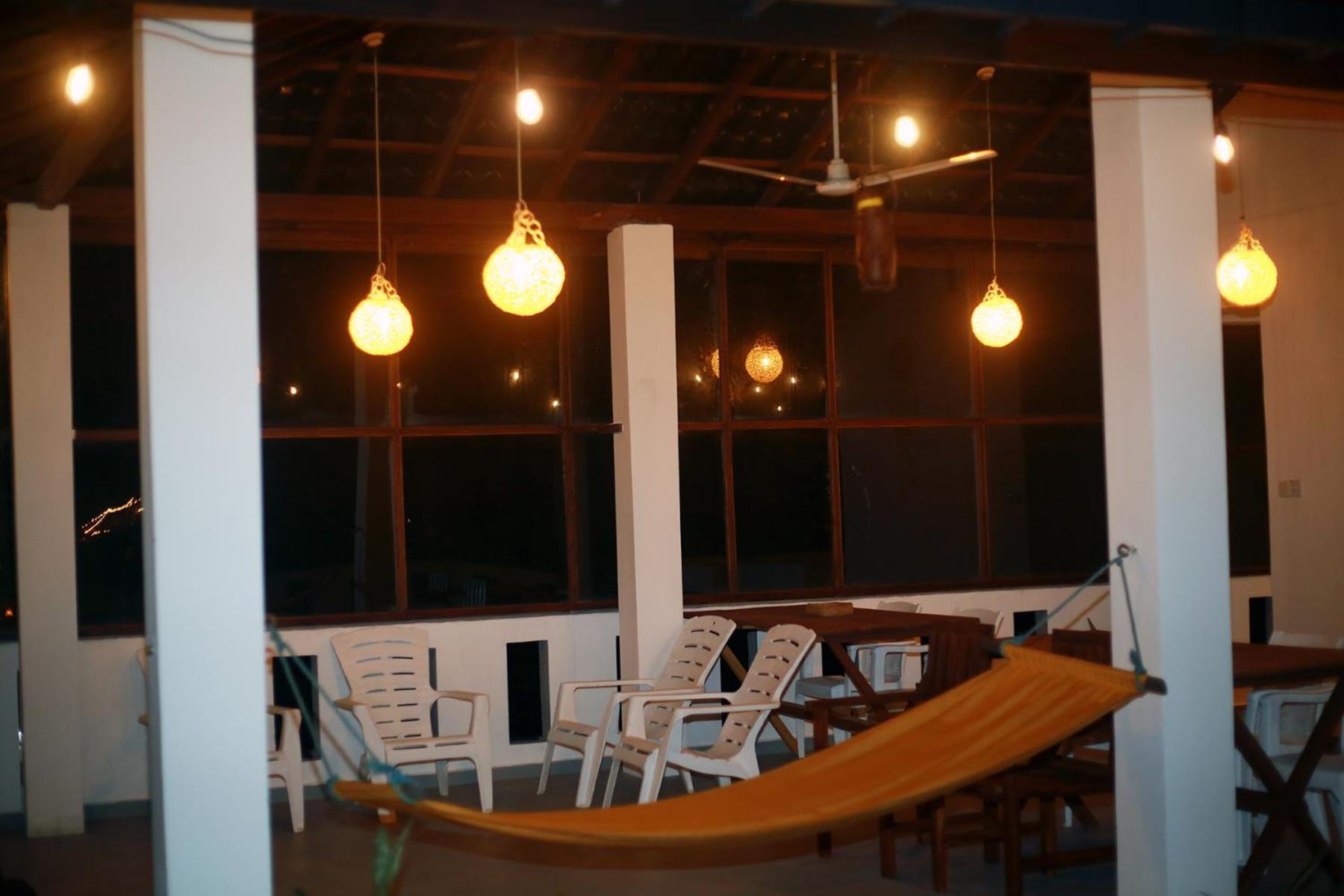 Shehara Sun Surf Lodge Midigama East Exterior photo